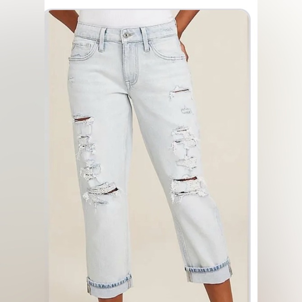 Women's Light Blue Distressed Cropped Jeans